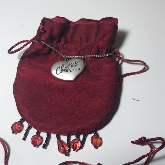 Hallmark Keepsake Christmas 2005 Words of Love Pouch - Picture 2 of 4